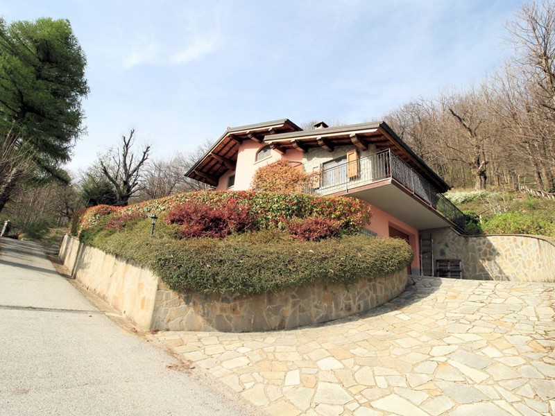 Villa in Vendita a Abetone Cutigliano, 360'000€, 250 m²