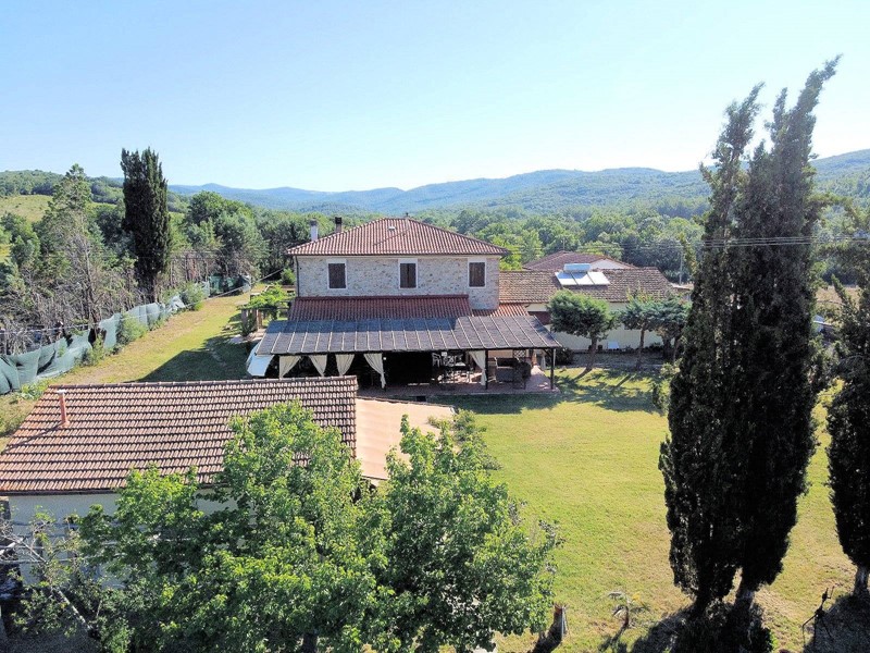 Rustico in Vendita a Monteverdi Marittimo, 680'000€, 500 m²