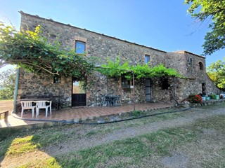 Rustico in Vendita a Monterotondo Marittimo, 800'000€, 470 m²