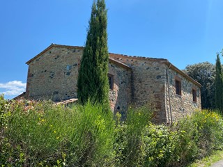 Rustico in Vendita a Pomarance, 380'000€, 344 m²