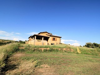 Rustico in Vendita a Magliano in Toscana, 800'000€, 190 m²