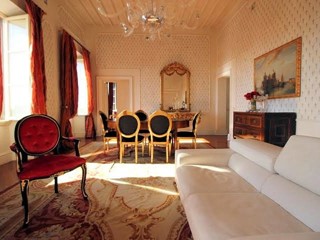 Quadrilocale in Vendita a Pescia, 239'000€, 130 m²