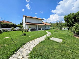 Villa in Vendita a Buggiano, 465'000€, 180 m²
