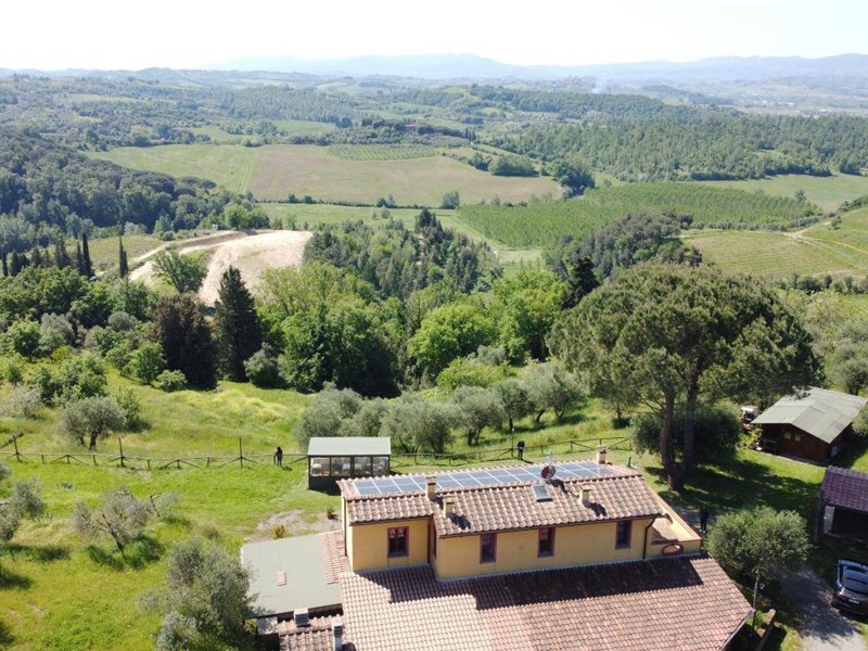 Rustico in Vendita a Palaia, 710'000€, 250 m²