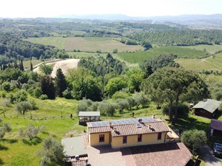 Rustico in Vendita a Palaia, 710'000€, 250 m²