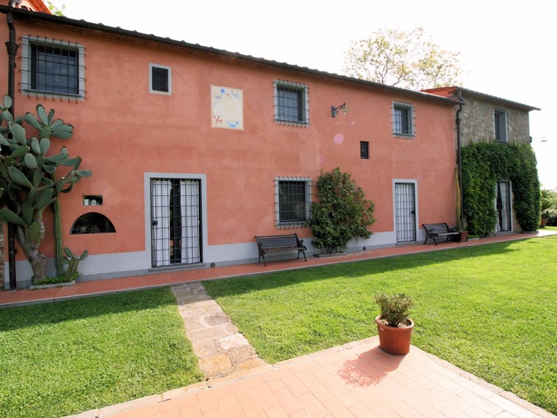 Rustico in Vendita a Buggiano, 690'000€, 300 m²