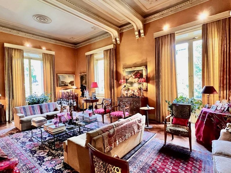 Villa in Vendita a Lucca, 1'700'000&euro;, 900 m²