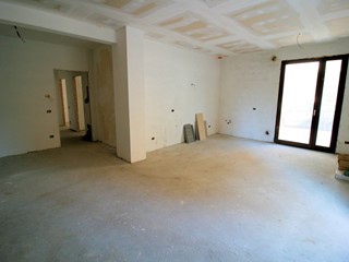 Bilocale in Vendita a Montecatini Terme, 180'000€, 51 m²