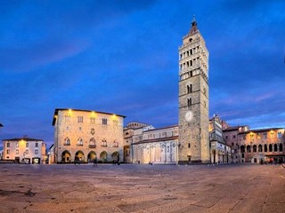 Appartamento in Vendita a Pistoia, 350'000€, 140 m²