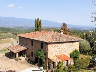 Rustico in Vendita a Figline e Incisa Valdarno, 520'000€, 230 m²