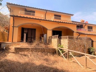 Casa Semi Indipendente in Vendita a Castiglione della Pescaia, 440'000€, 110 m²
