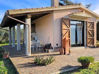 Rustico in Vendita a Scarlino, 149'000€, 80 m²