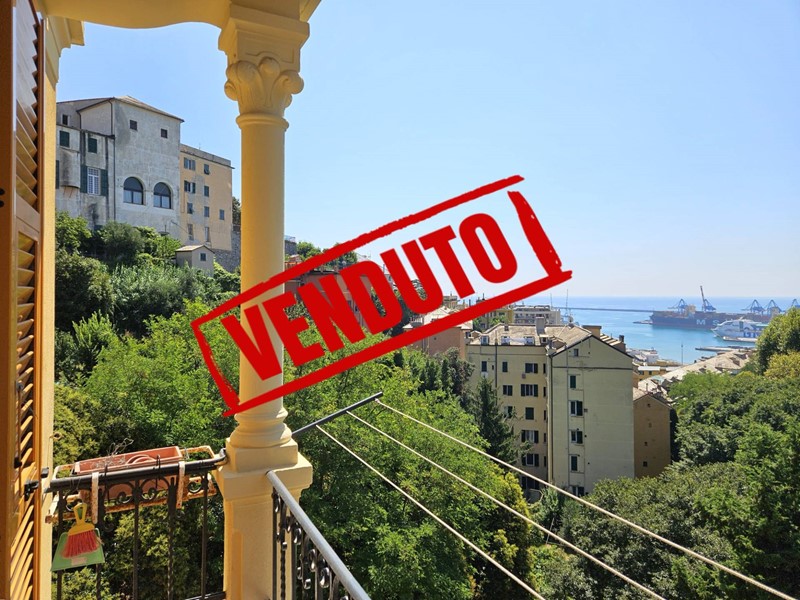 Appartamento in Vendita a Genova, 119'000€, 80 m²