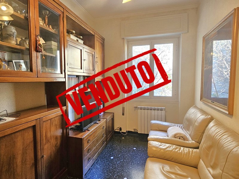 Appartamento in Vendita a Genova, 55'000€, 65 m²