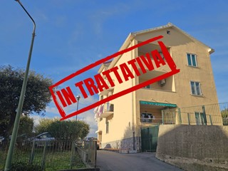 Appartamento in Vendita a Genova, 210'000€, 103 m²