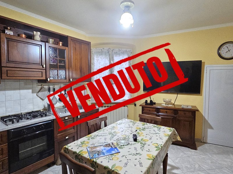 Appartamento in Vendita a Genova, 59'000&euro;, 77 m²