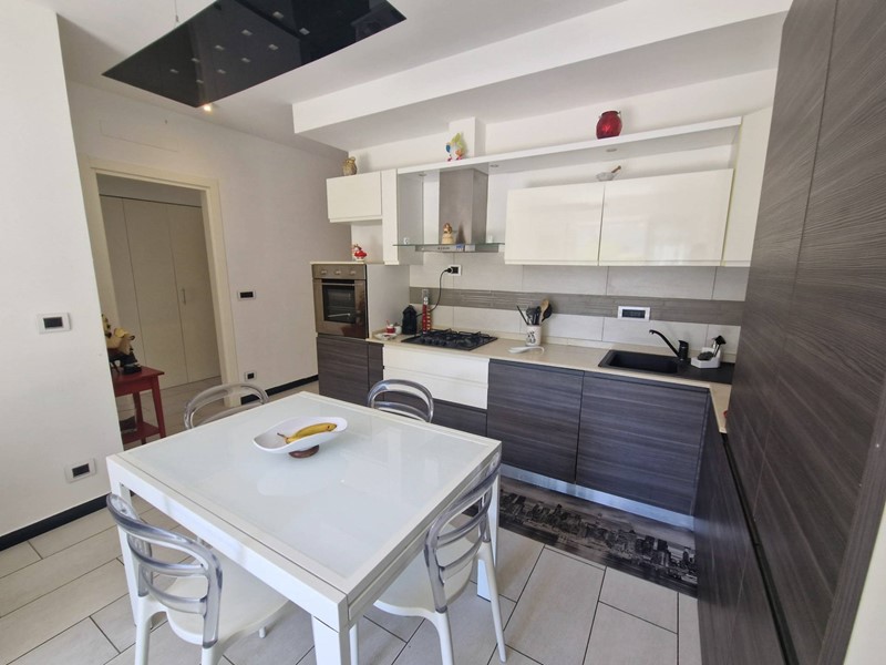 Appartamento in Vendita a Mele, 188'000€, 70 m²