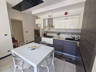 Appartamento in Vendita a Mele, 188'000€, 70 m²