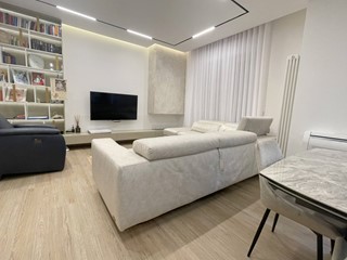 Trilocale in Vendita a Albisola Superiore, 110 m²