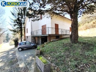 Casa Indipendente in Vendita a Pontinvrea, 195'000€, 294 m²