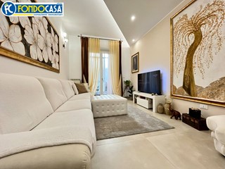 Trilocale in Vendita a Albisola Superiore, 295'000€, 77 m²