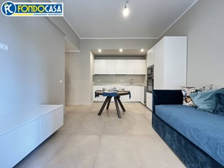 Trilocale in Vendita a Albissola Marina, 350'000€, 81 m²