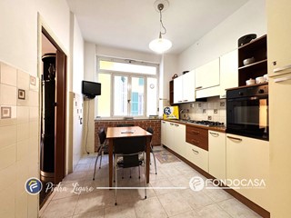 Appartamento in Vendita a Pietra Ligure, 295'000€, 97 m²