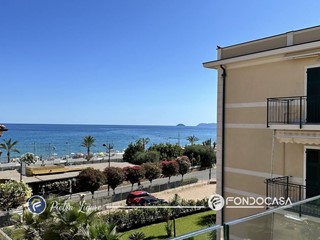 Bilocale in Vendita a Pietra Ligure, 335'000€, 50 m²