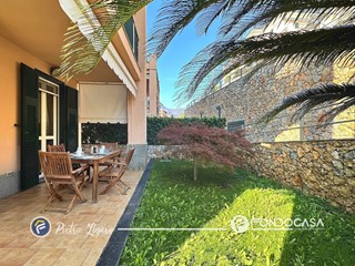 Bilocale in Vendita a Pietra Ligure, 320'000€, 56 m²