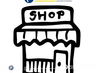 Immobile commerciale in Vendita a Pietra Ligure, 140'000€, 107 m²