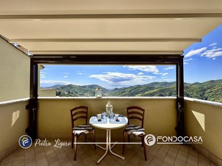 Trilocale in Vendita a Magliolo, 330'000€, 67 m²