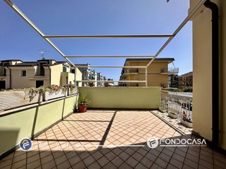 Casa Semi Indipendente in Vendita a Pietra Ligure, 495'000€, 145 m²