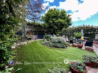 Casa Semi Indipendente in Vendita a Tovo San Giacomo, 310'000€, 118 m²