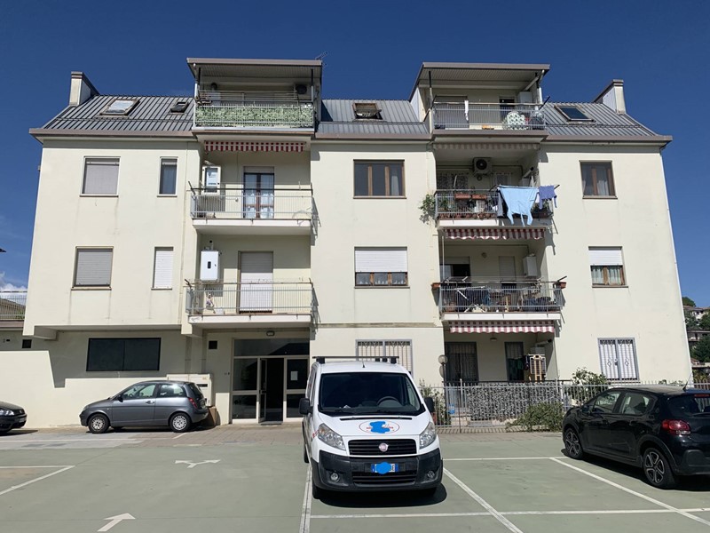 Appartamento in Vendita a Casali del Manco, 120'000€, 150 m²