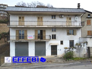 Bilocale in Vendita a Spezzano della Sila, 25'000€, 75 m²