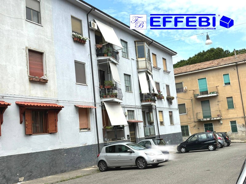 Appartamento in Vendita a Cosenza, 45'000€, 110 m²