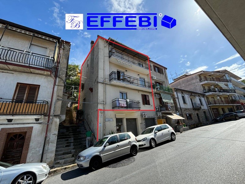 Attività commerciale in Vendita a Spezzano della Sila, 69'000€, 150 m²