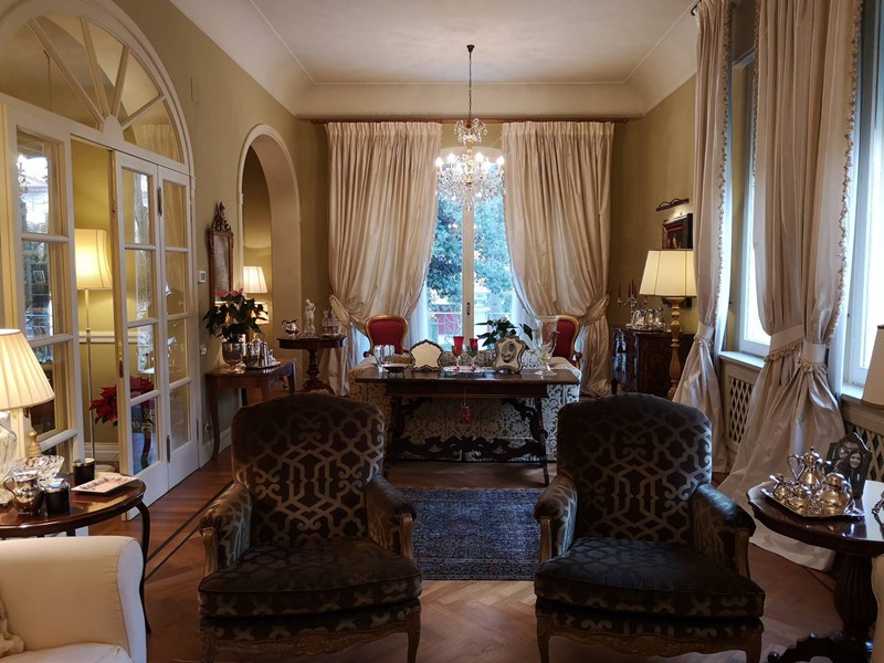 Villa in Vendita a Ravenna, 500 m²