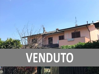 Casa Semi Indipendente in Vendita a Usmate Velate, 438'000€, 202 m²