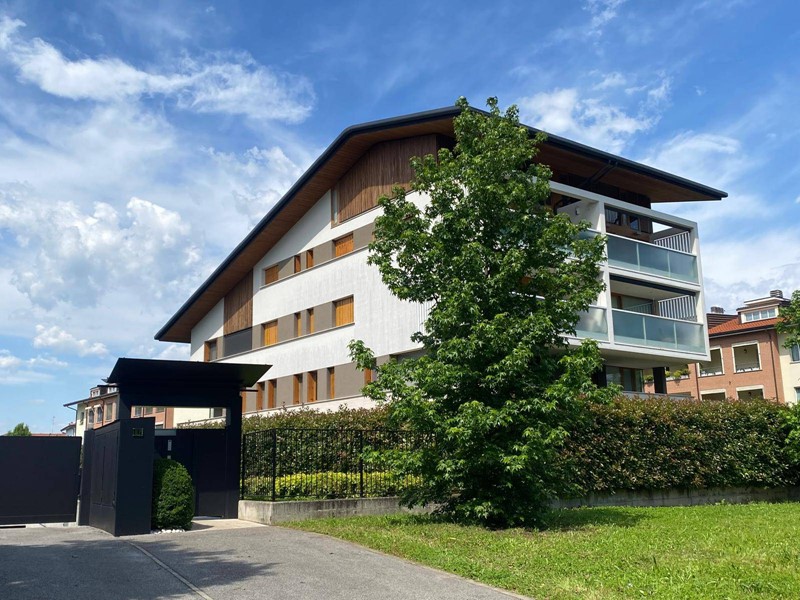 Quadrilocale in Vendita a Vimercate, 545'000€, 152 m²
