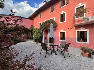 Villa in Vendita a Cordenons, 430'000€, 374 m²