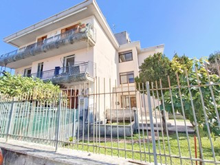 Quadrilocale in Vendita a Mariglianella, 180'000€, 110 m²