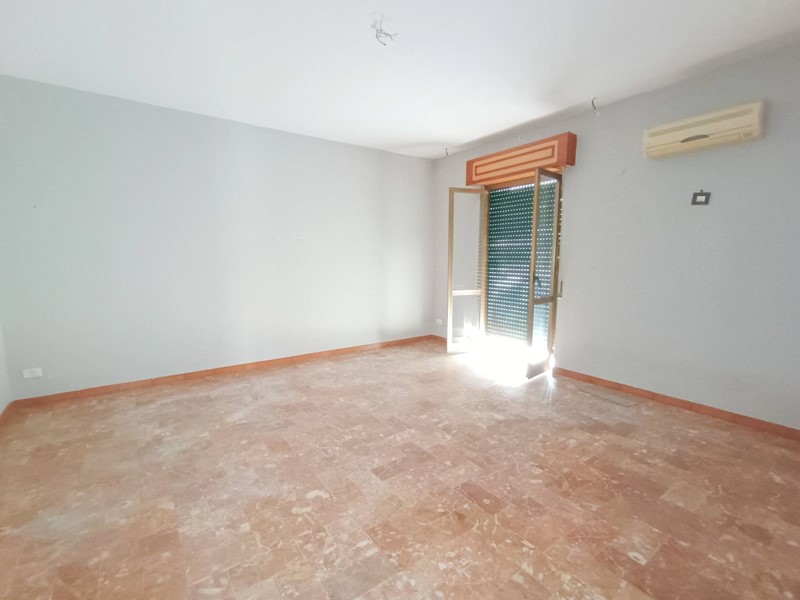 Quadrilocale in Vendita a Casoria, 135'000€, 95 m²