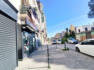 Immobile commerciale in Vendita a Napoli, 50'000€, 40 m²
