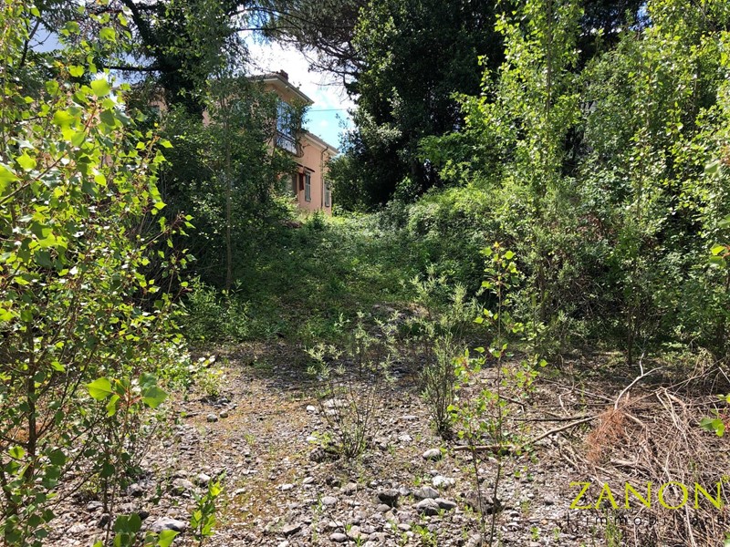 Terreno edificabile in Vendita a Gorizia, 200'000€, 2217 m²