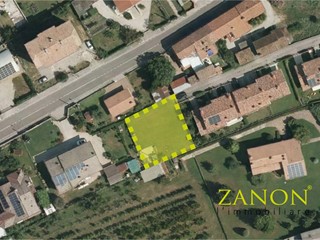 Terreno edificabile in Vendita a San Lorenzo Isontino, 42'000€, 627 m²