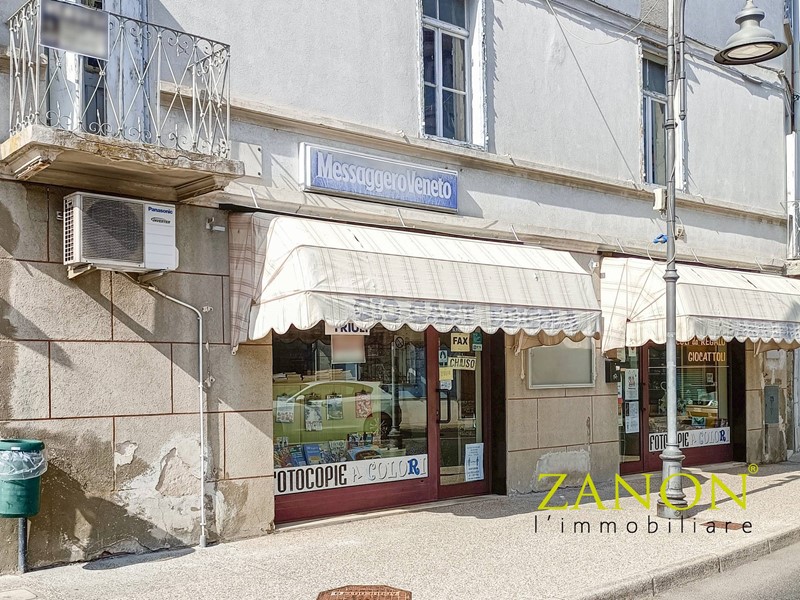 Immobile commerciale in Vendita a Romans d'Isonzo, 43'000€, 63 m²