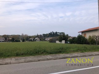Terreno edificabile in Vendita a Mossa, 74'000€, 1088 m²