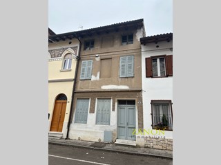 Casa Semi Indipendente in Vendita a Gorizia, 39'000€, 58 m²