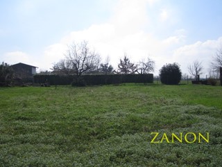 Terreno edificabile in Vendita a Mariano del Friuli, 73'000€, 1325 m²